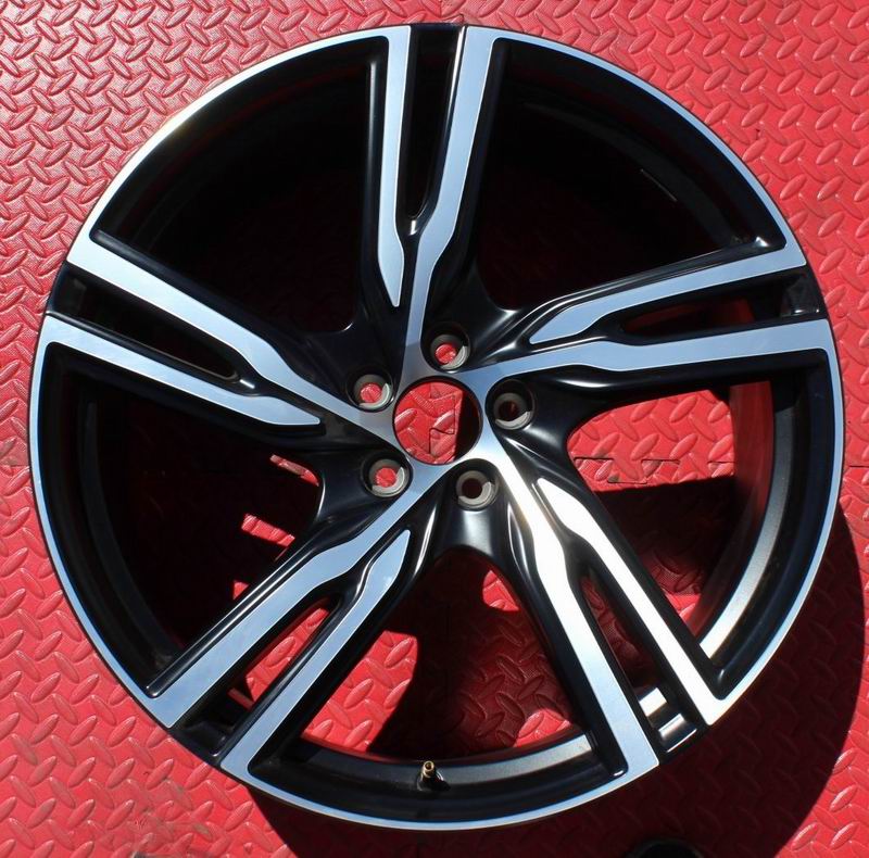 Ford Y spoke design