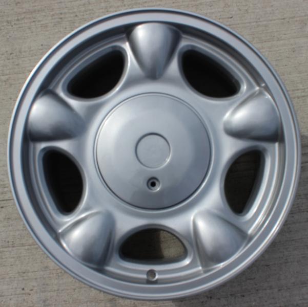 Aston Martin 5 Hole (Inc Caps)
