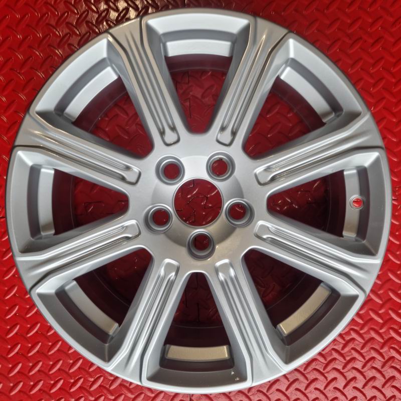 Volvo 8 Spoke