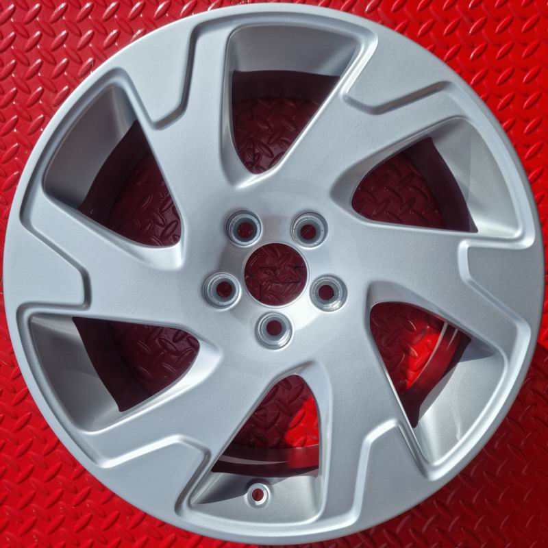 Volvo 6 Spoke