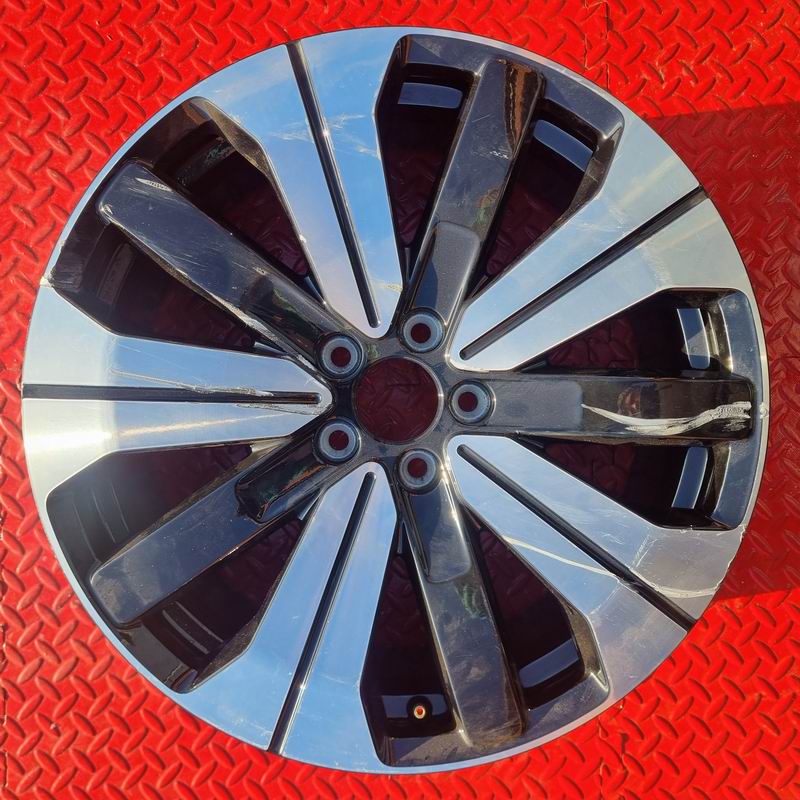 Volvo 10 spoke