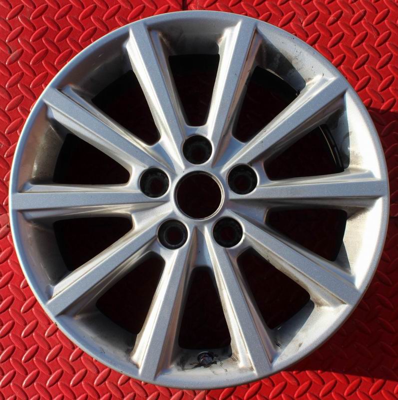Ford 10-Spoke