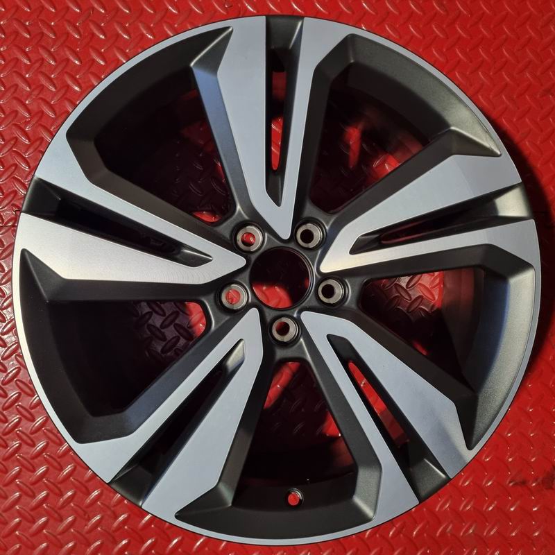 Volvo 5 Spoke